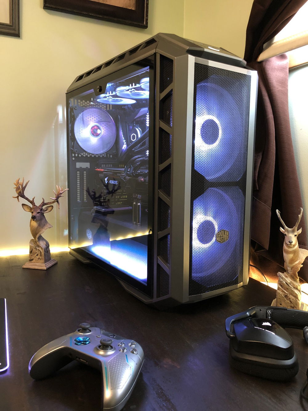 With the mesh front panel on.