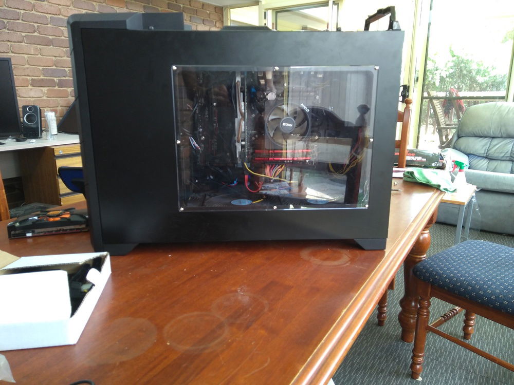 Post build photo with previous GPU (7850)