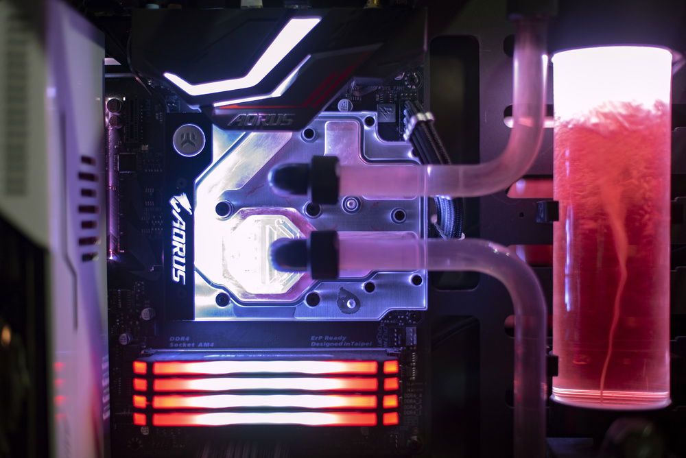 A closer look at the liquid cooling
