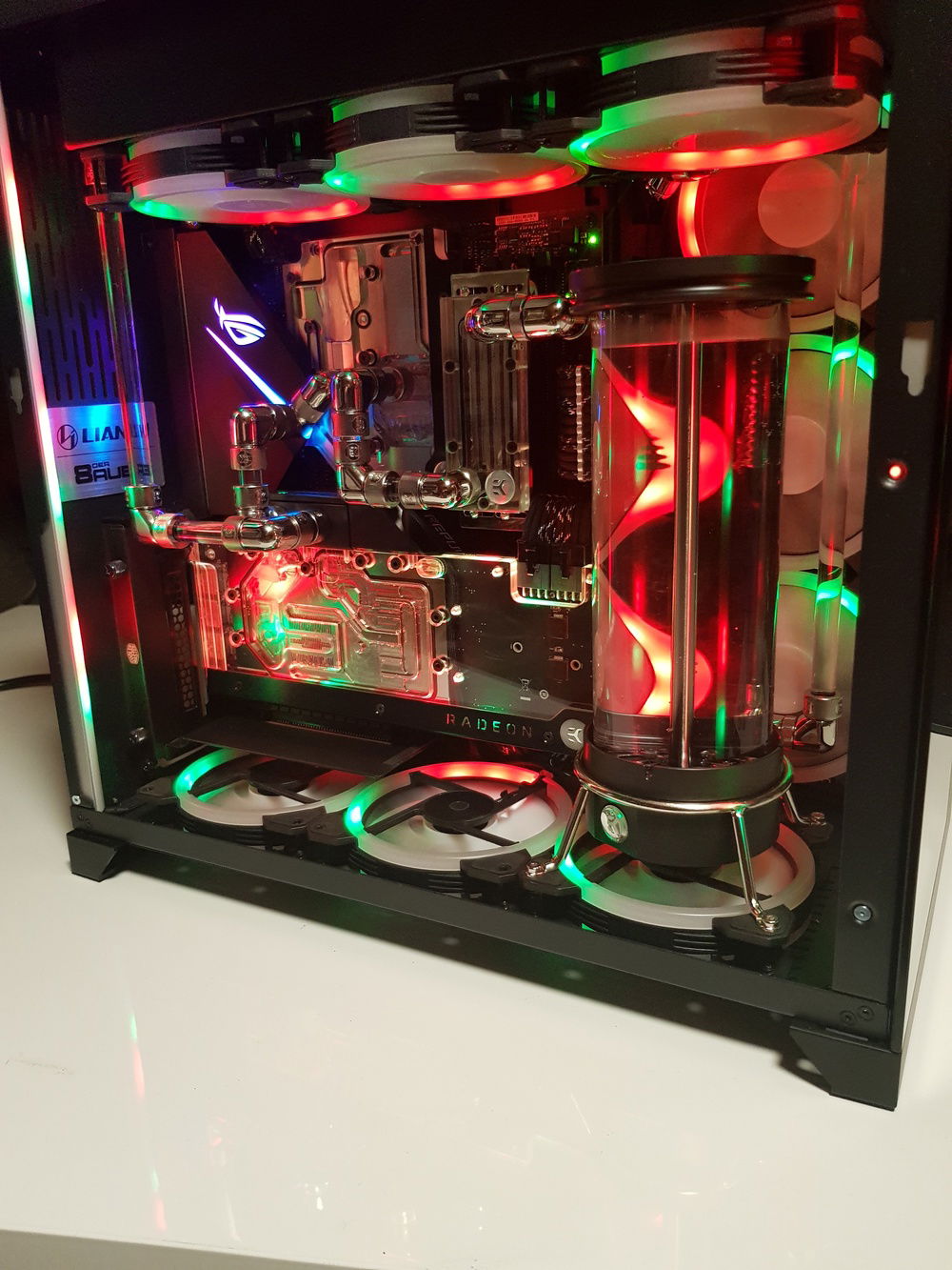 Crazy Unld P.N Modded Lian-Li pc 011 Dynamic » builds.gg