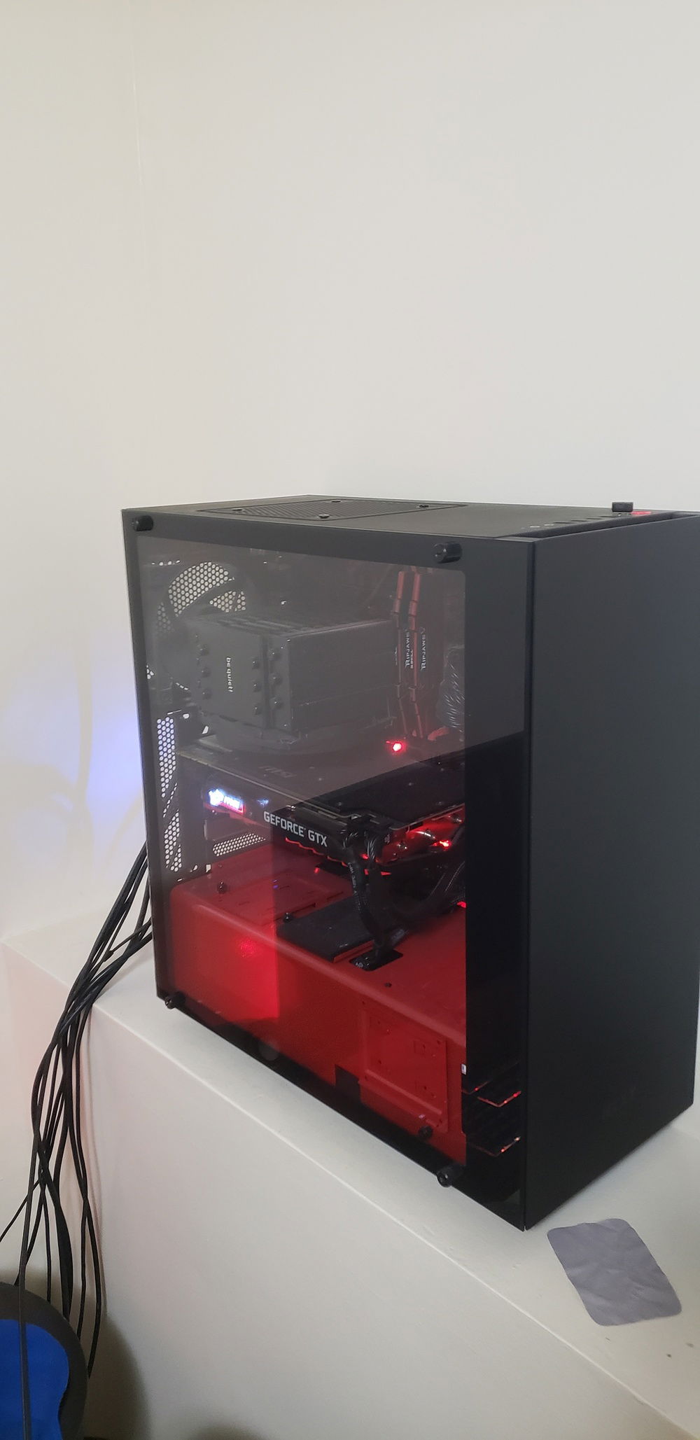 Not the best with cable management but it works fine :p