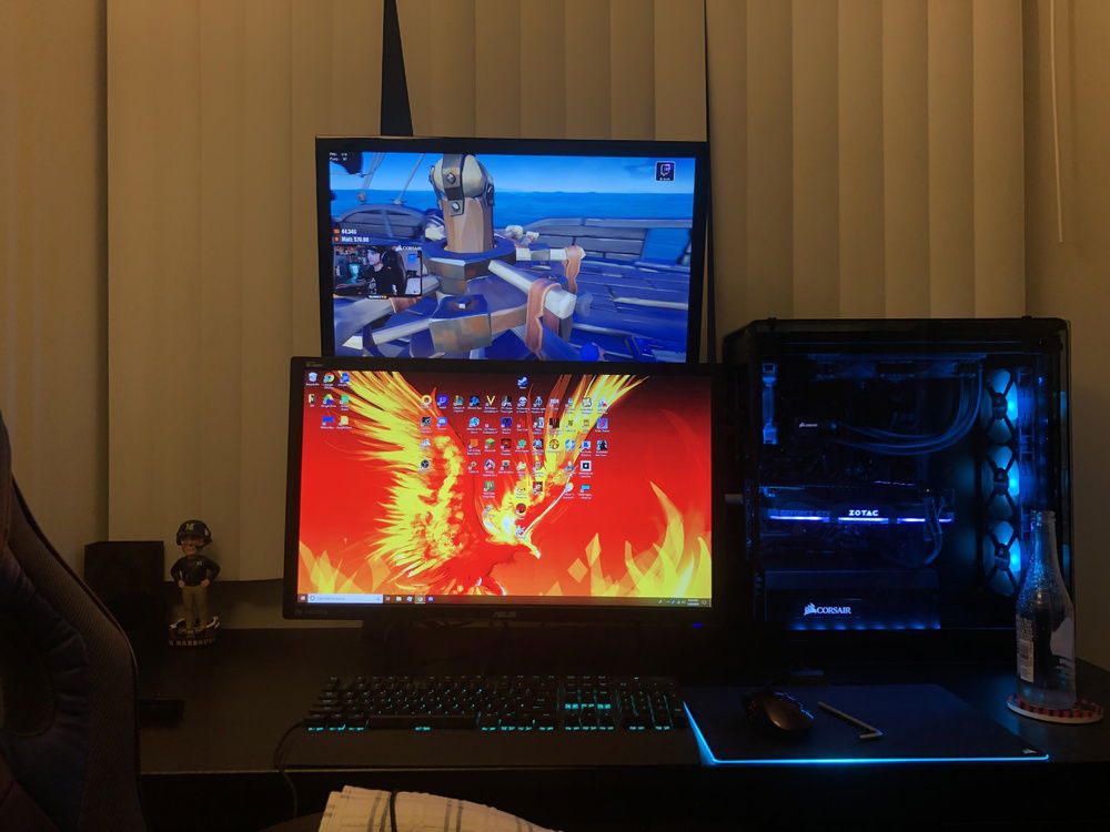 Full set-up with new desk, built in Dec 2018