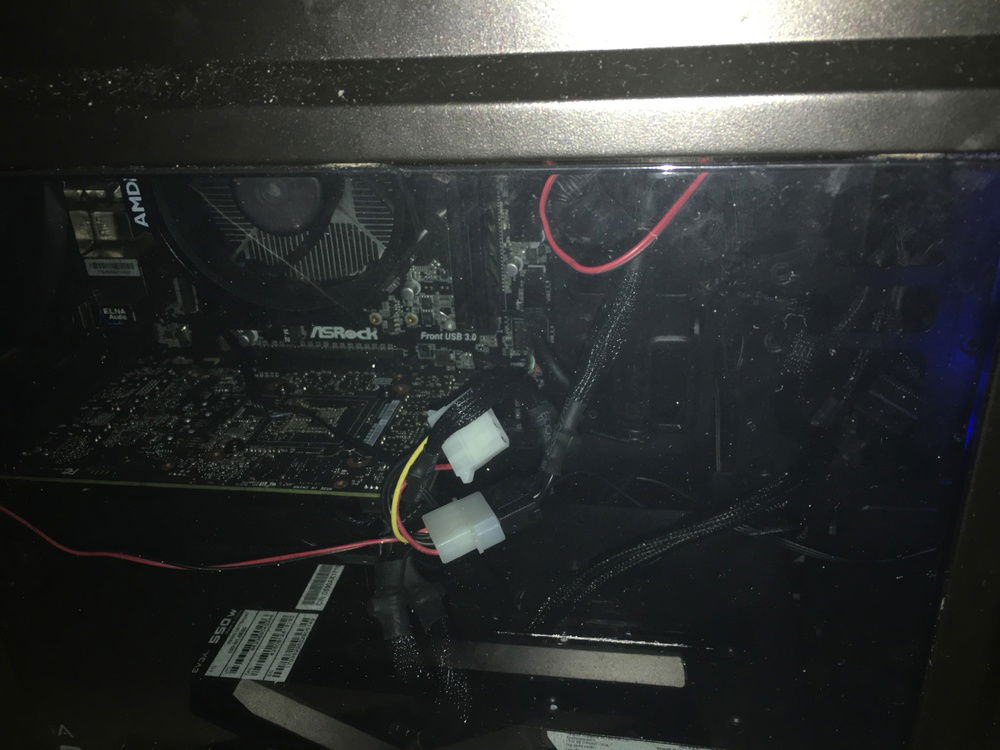 Bad cable management, first pc i made 9 months ago.