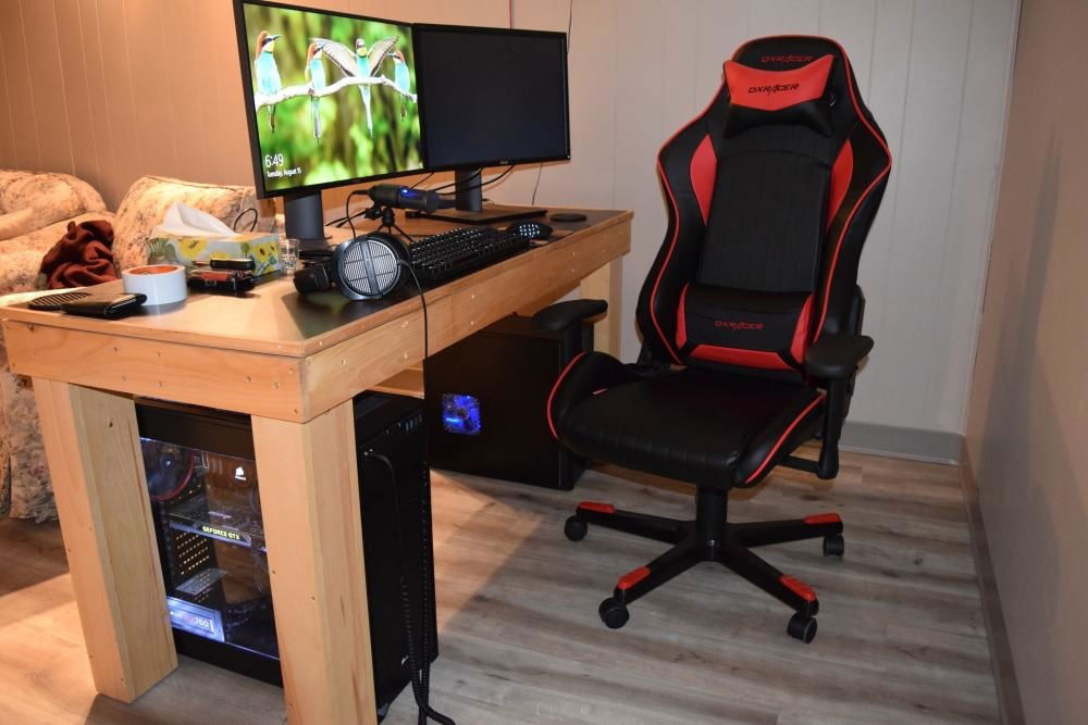 Gaming Desk Setup