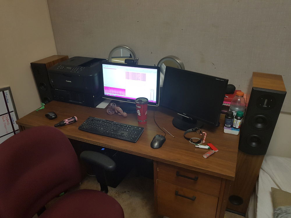 Frankenputer after moving from the living room to the bedroom and hooking up the custom Speedster TMM speakers my friend built.