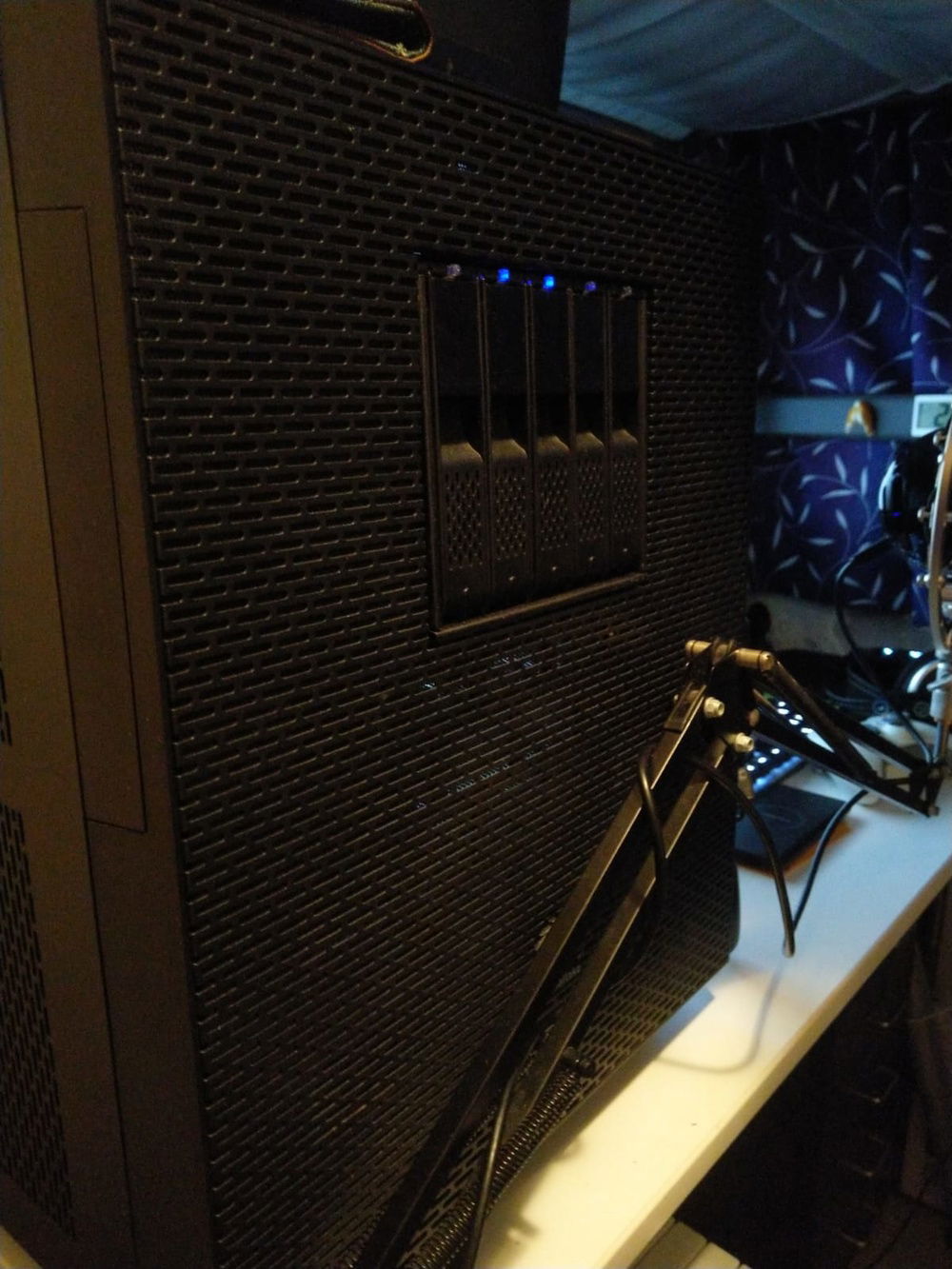 ICY Dock on the case.