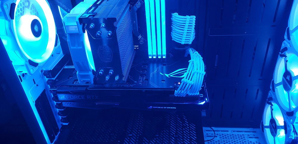 i was surprised a hyper 212 could handle my 8700k @5ghz even if it's delidded.