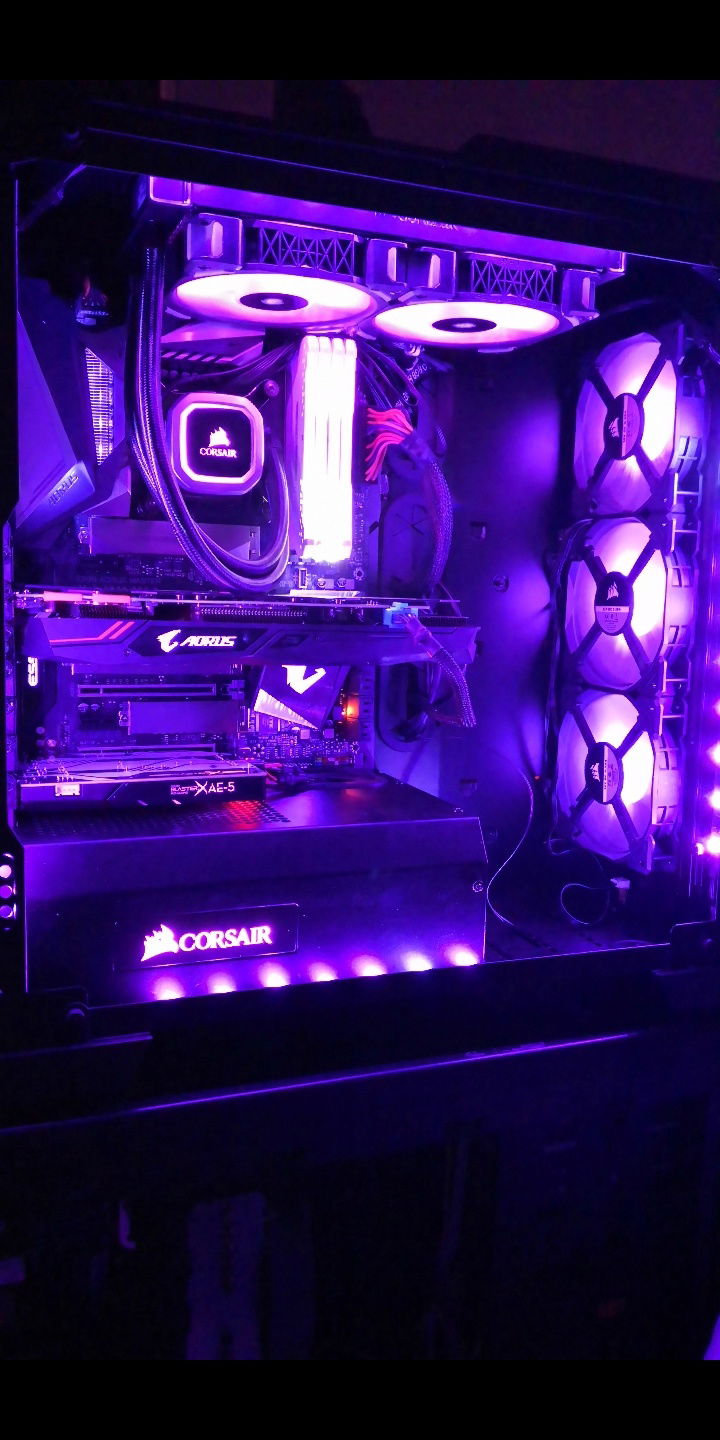 current state, will replace the sp 120s and the ml 120s with ll120s
thinking of plasti dipping the case skeleton white and convert the overall build into white