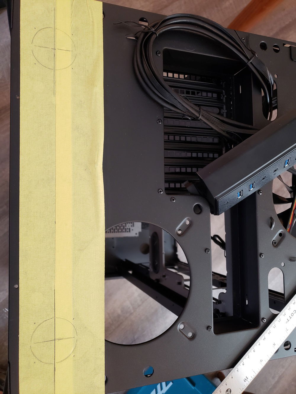 Suspended reservoir hole layout.