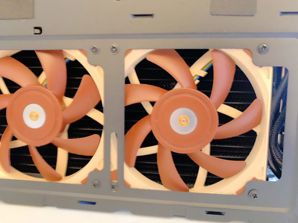 High contrast shot for a clear look at the radiator since a lot of people were asking me on reddit