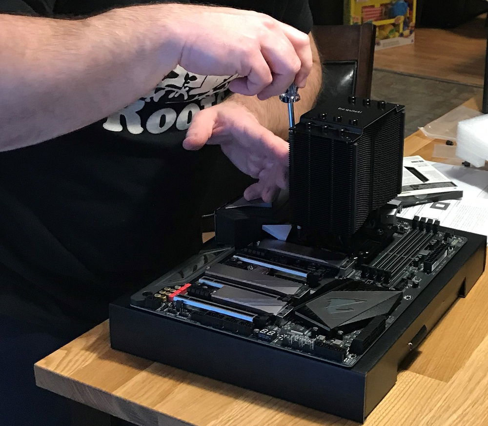 Dark Rock 4 is not insignificant in it's size.