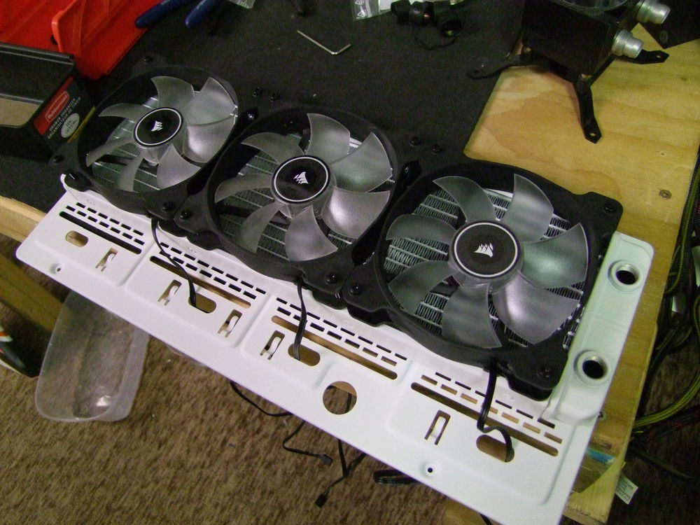 Building process: 360 radiators with static pressure fan installation