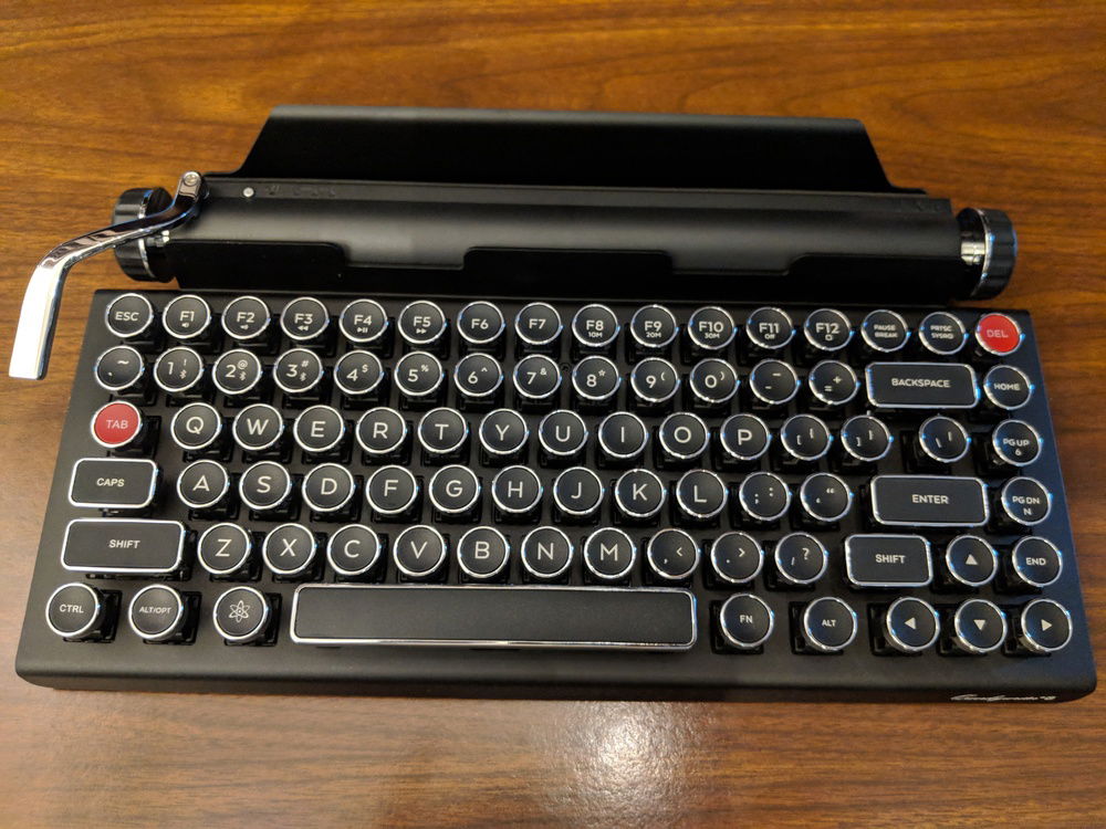 Retro keyboard by Querkywriter