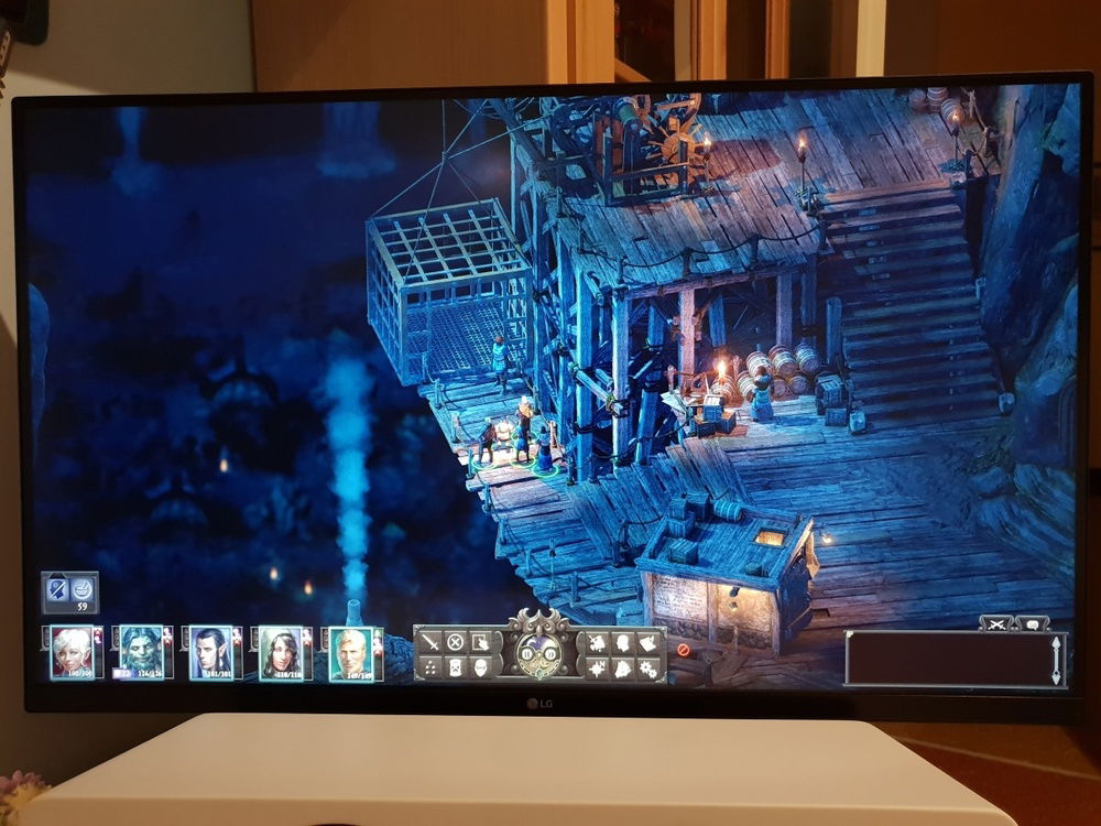LG 32GK850G 2560x1440@165Hz with G-Sync