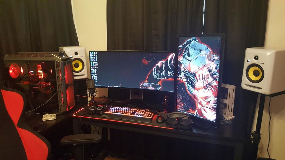 building a new dusk Still Moving stuff around don't mind the cable management behind the dusk it's going to all be moved.