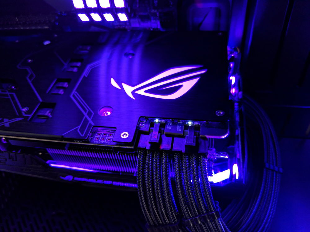 Another shot of the backplate. I really love the aesthetics of this card!