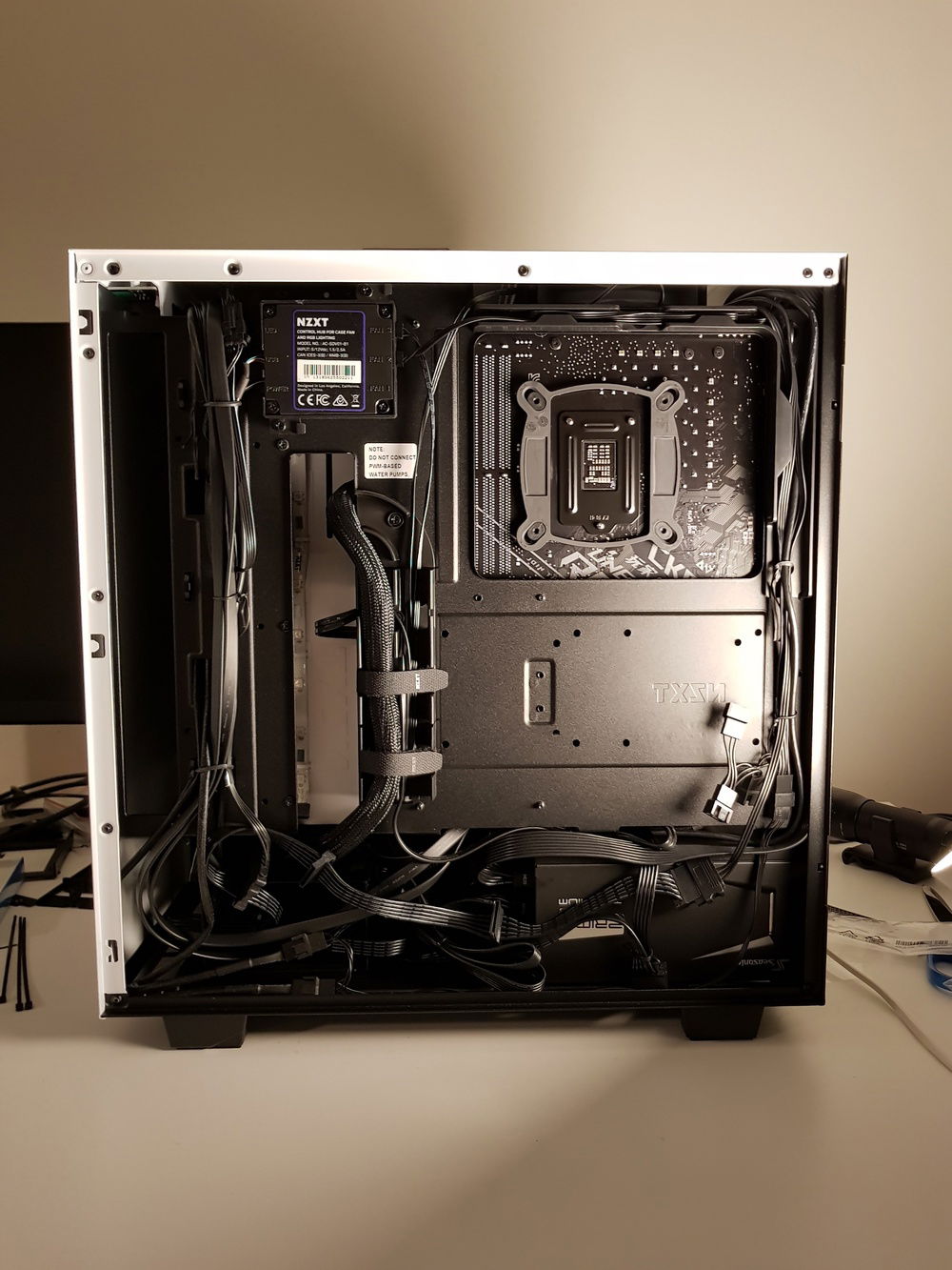 Cable management is lovely in the H500i, but the insanely long and unwieldy PSU cables will be swapped out soon, then I will redo the cable management.