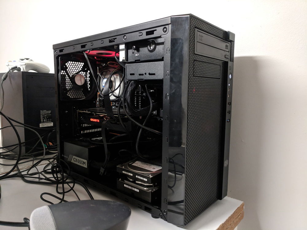 On with no side panel