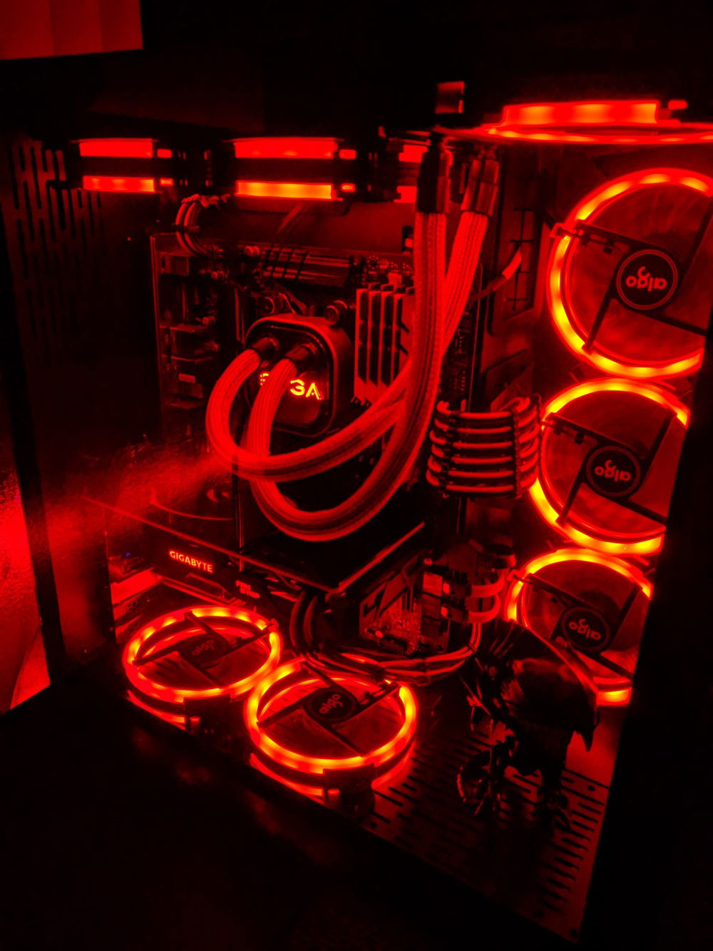 Oh wait but this baby can also get a little "heated"! HAH! hah...ha........