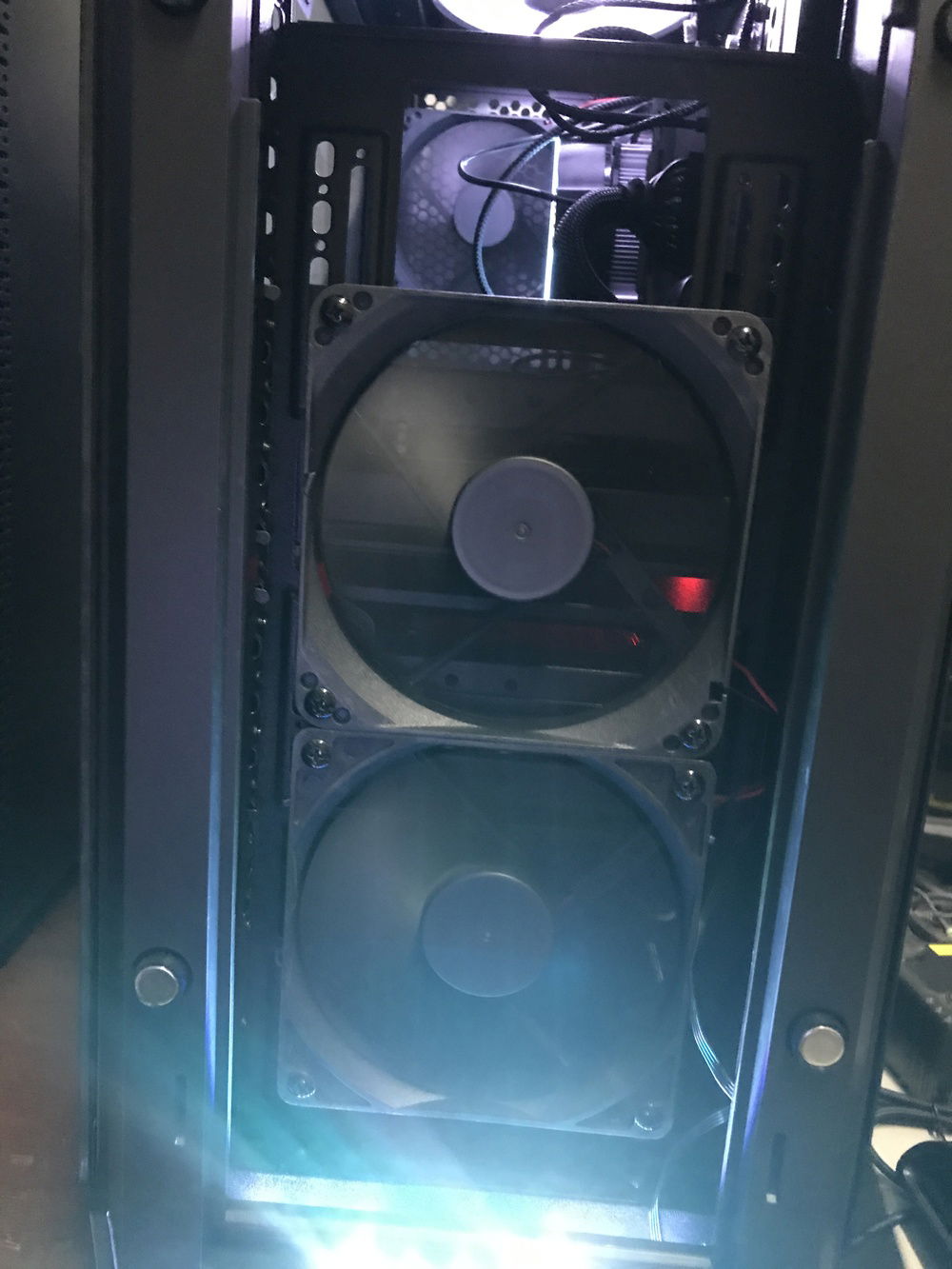 The front panel actually comes off quite easily to show off the air cooling.