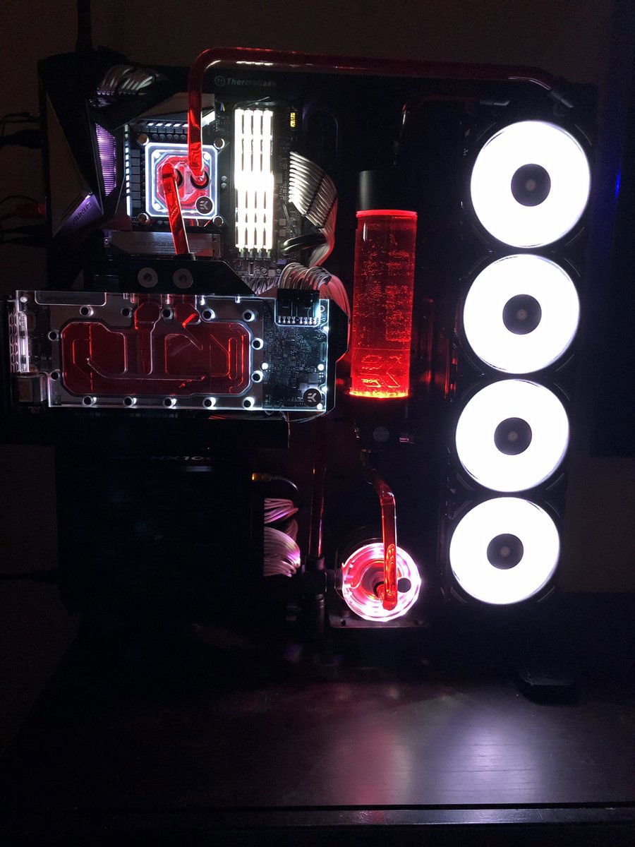 So this was the picture of the "v1" version in the dark (to show off the lighting). In this picture, you'll see that there's a different top on the reservoir.
