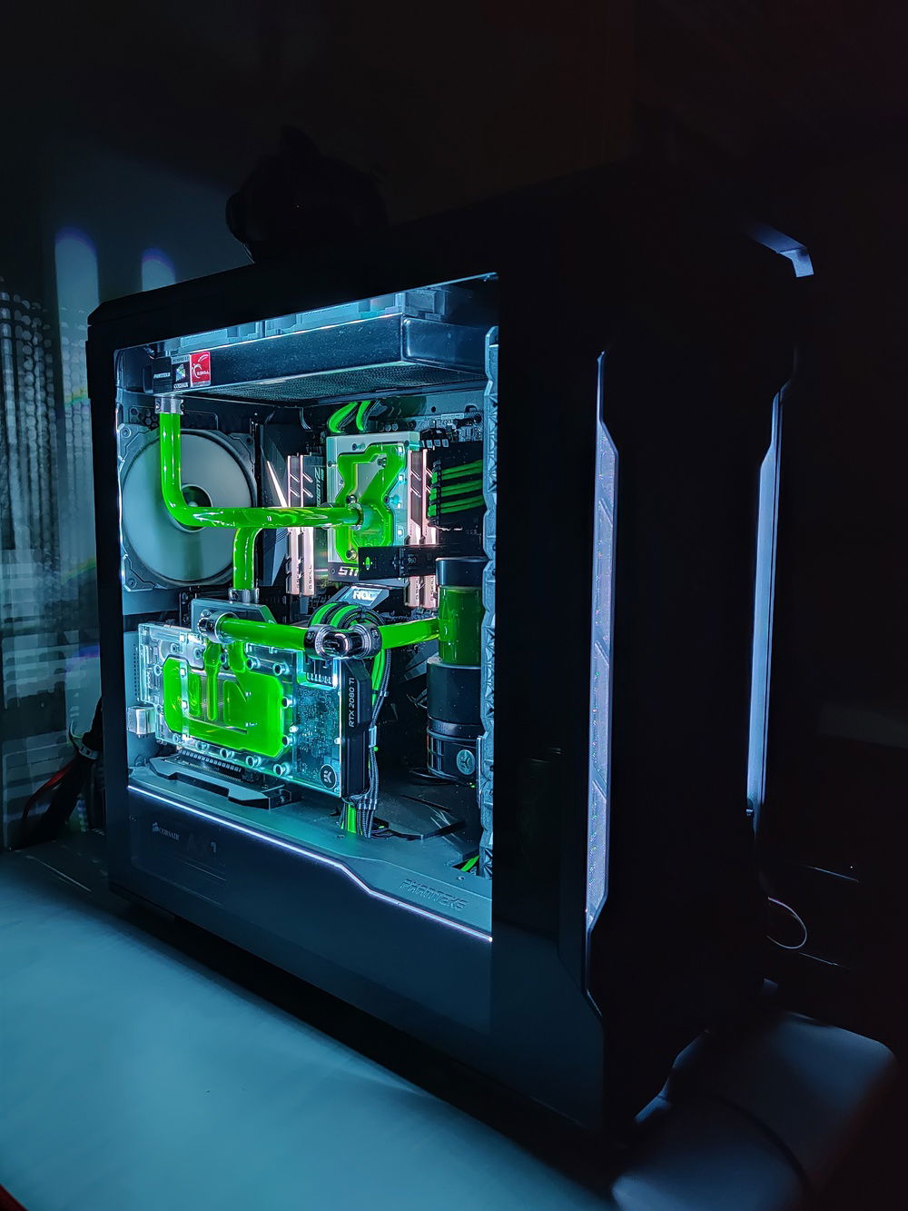 Dark shot with ony white LED.