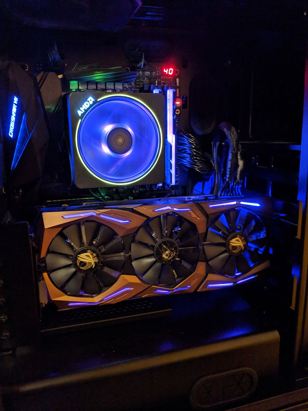 A look beneath the glass!