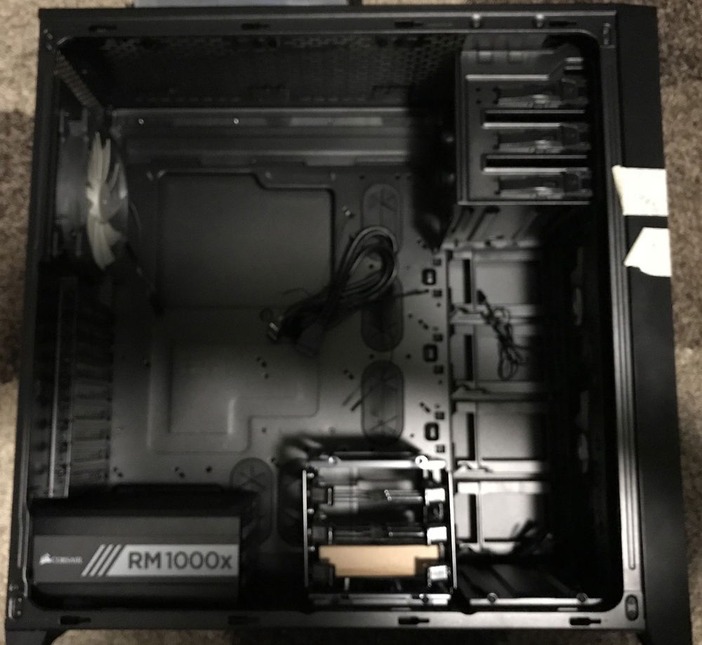 Corsair 750D inside
photo with the Corsair RM1000x
