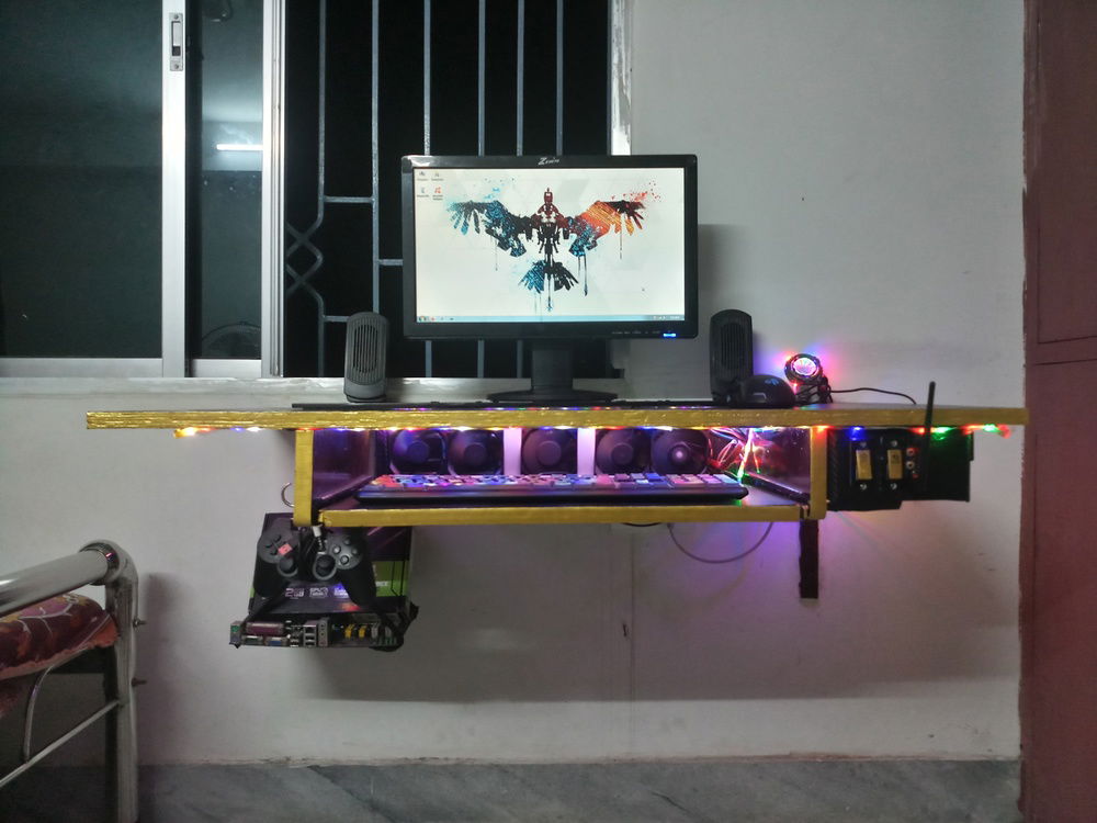 Custom desk PC. Please vote  its my hard work. Thank you