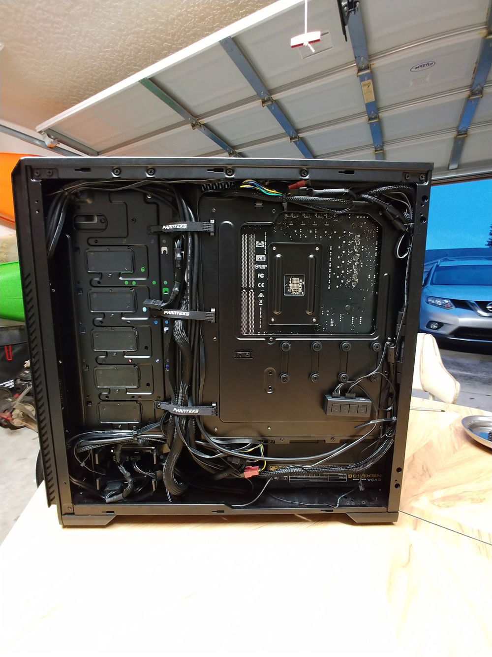 Cable management 8/10?