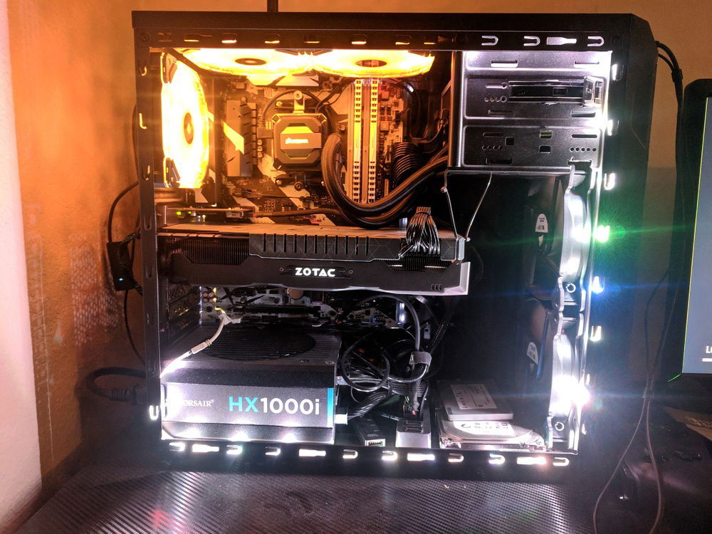 PC 2 Build V1.0 Not clean but at least everything can breathe.