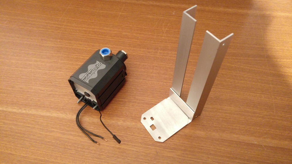 Here are the L-Profiles for mounting the pump.