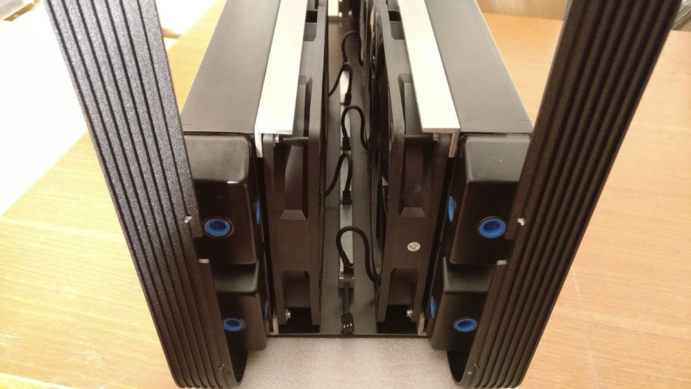 Probably my favourite picture. I like this solution very much.