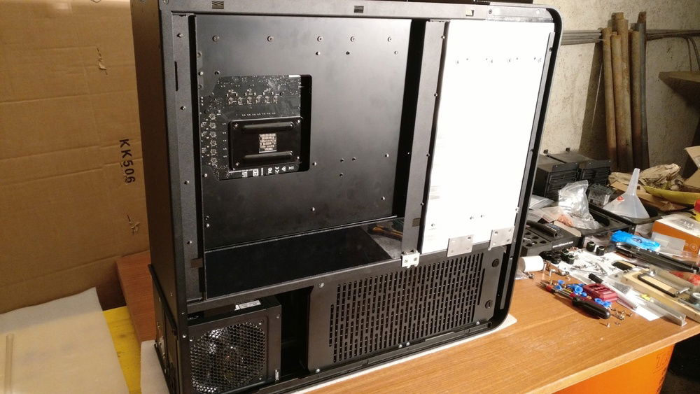 Heres a view on the complete backside.