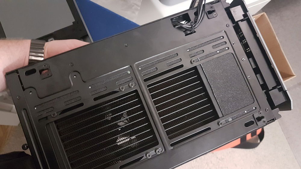 Top radiator block-off plate to optimize airflow, installed