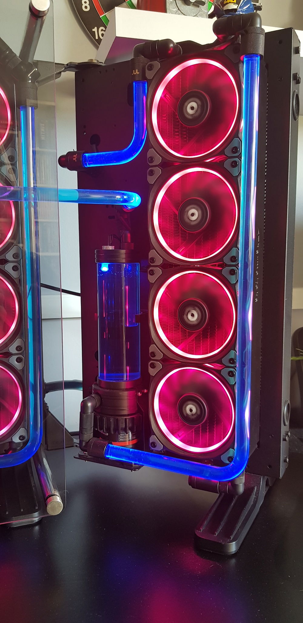 Close up of Radiator and Reservoir/Pump - right chassis