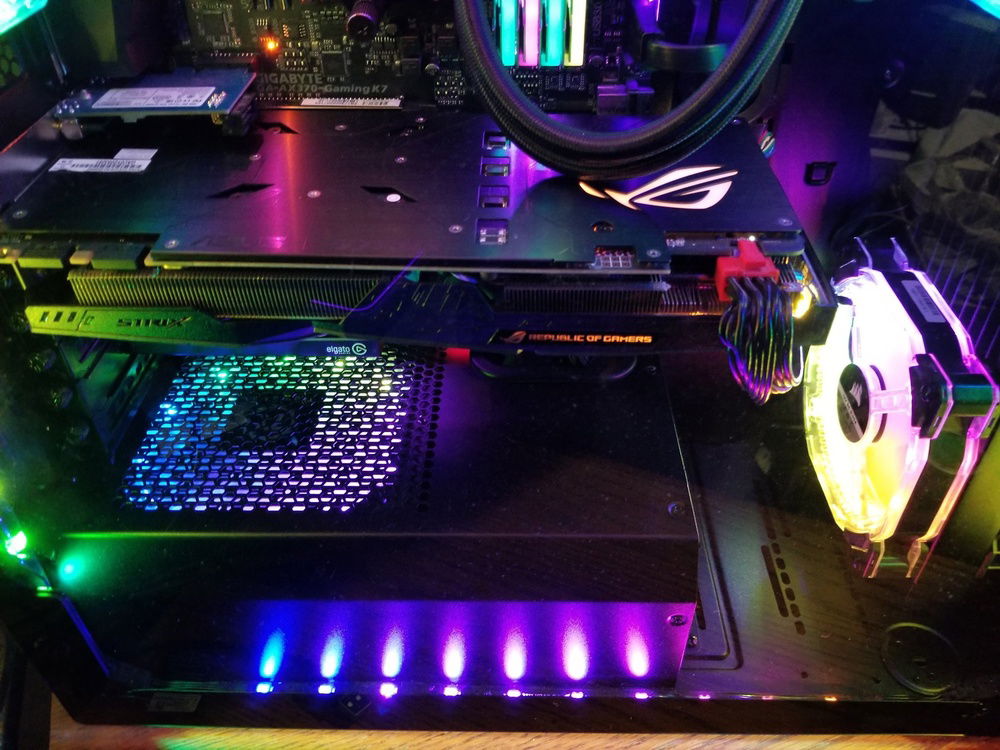 Thermaltake PSU with a Corsair HD140 RGB fan inside it because Corsair doesnt make RGB power supplies yet.