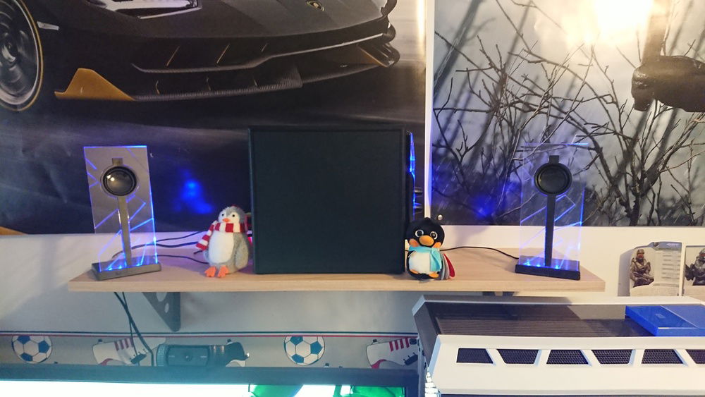 The speakers I have very clear when using a ASUS Motherboard.