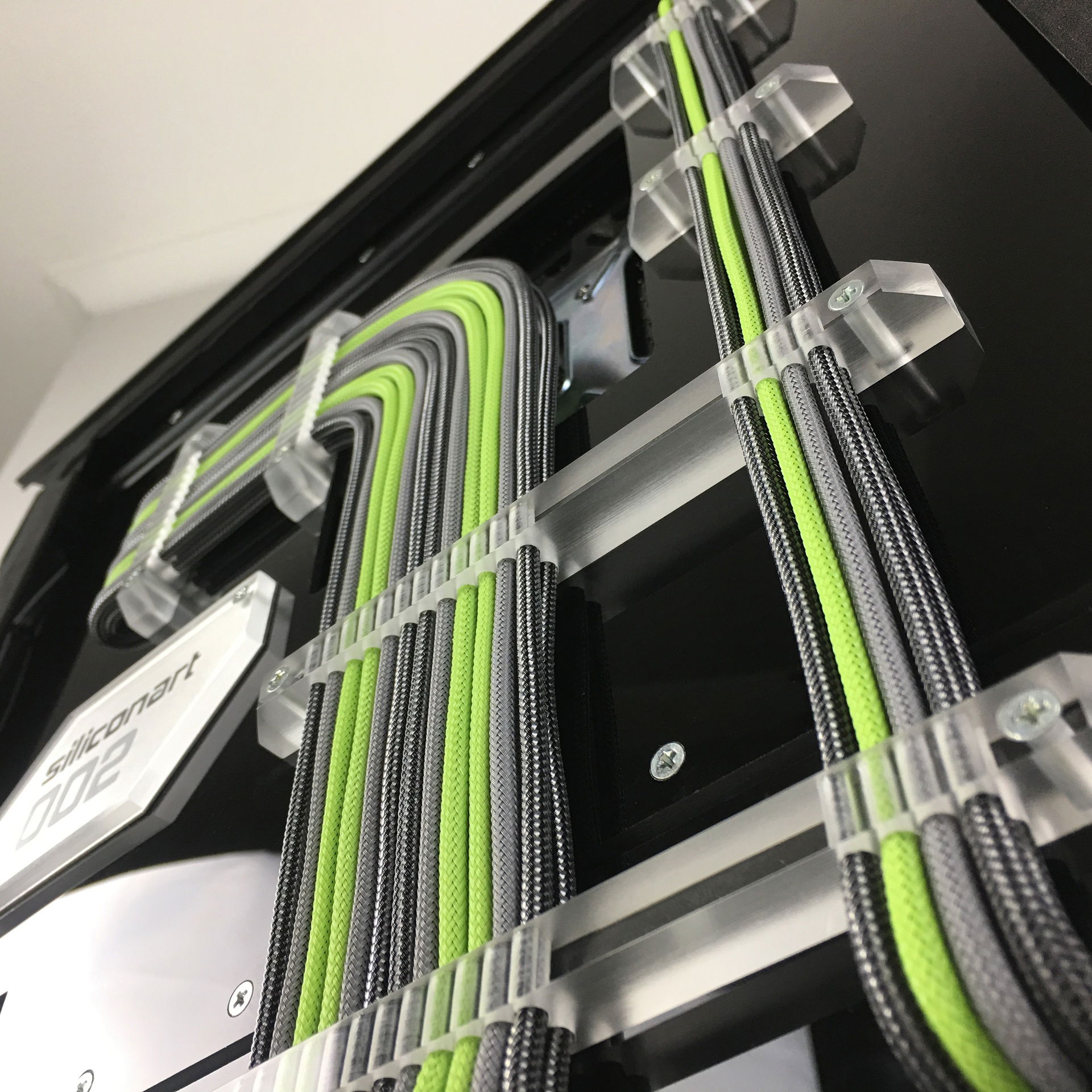 Build siliconart002 Streaming PC, with full custom cables. » builds.gg