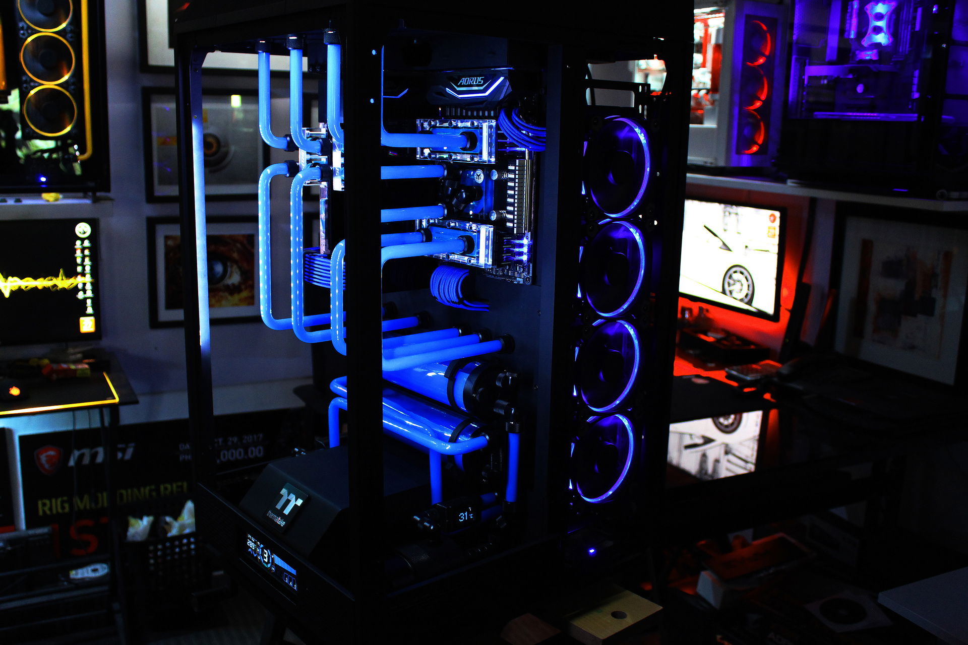 Custom Pc Build 36 " Behemoth " Thermaltake Tower 900 Build Bound to