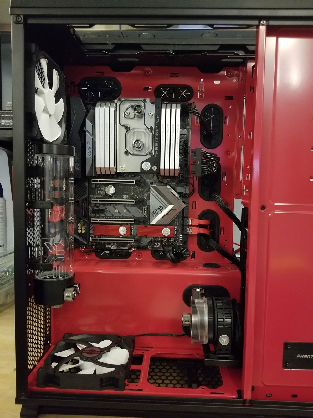 Side panel off, no graphics cards, no tubing