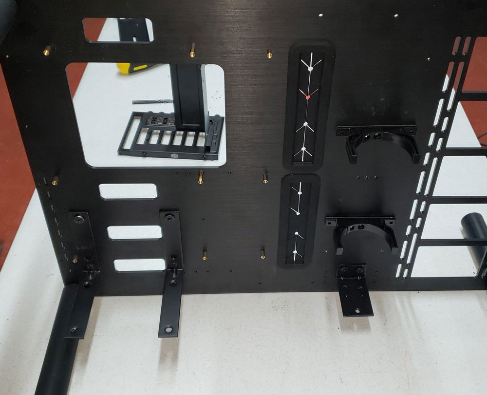 We realized quickly that the EVGA 1080Ti FTW3 w/ EK Waterblock was going to be heavier than the vertical GPU mount could handle safely (in our expert opinion)