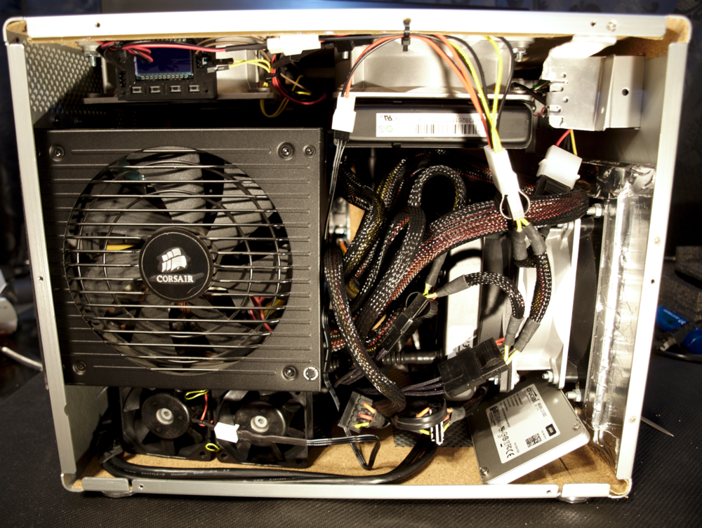 All snug, sub 60c cpu under load at 10% duty cycle on fans, sub 45c gpu under load. Cpu @4.3ghz. Gpu +180mhz over stock. Memory @2133mhz.