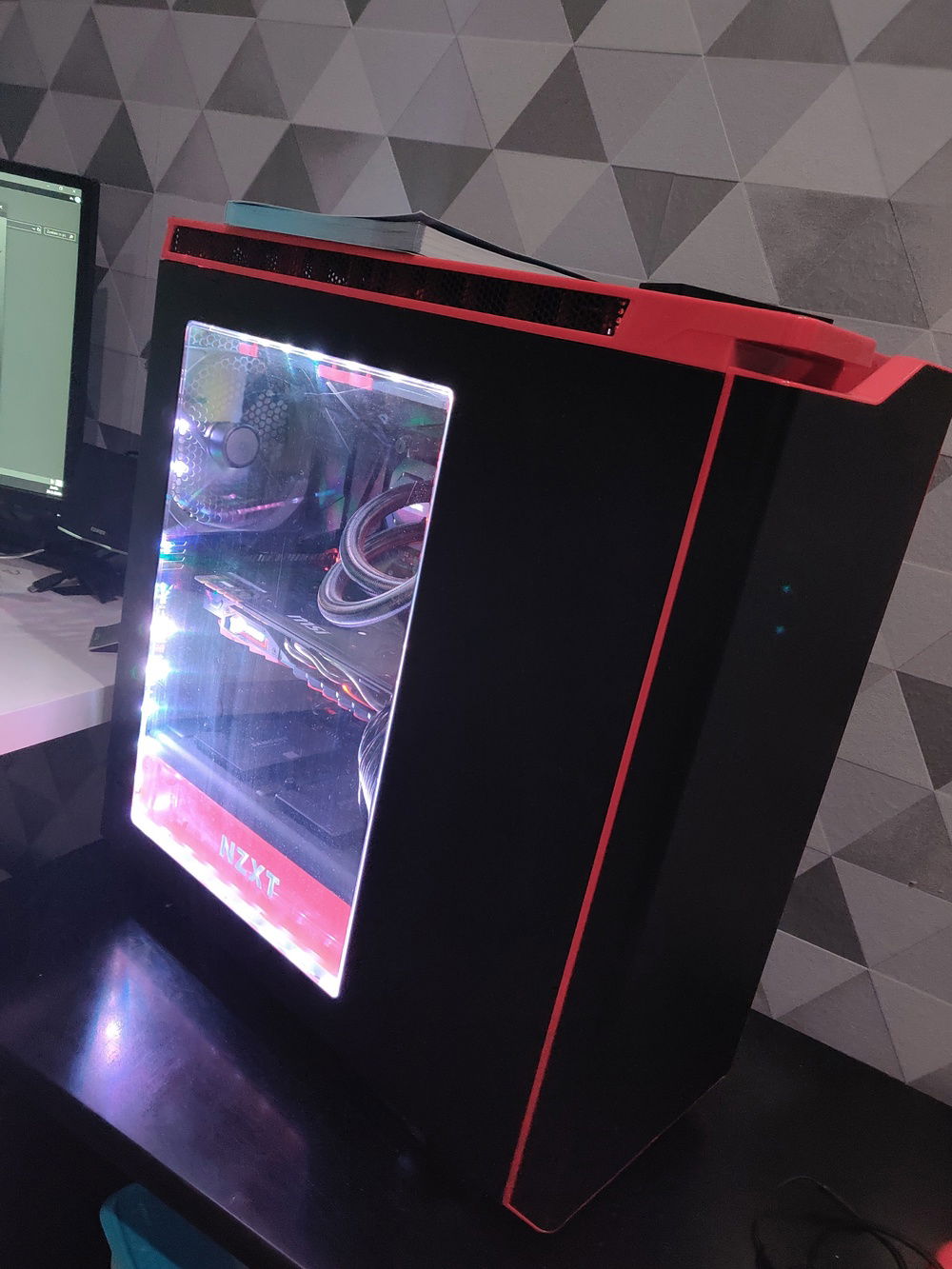 I like the H440 so much