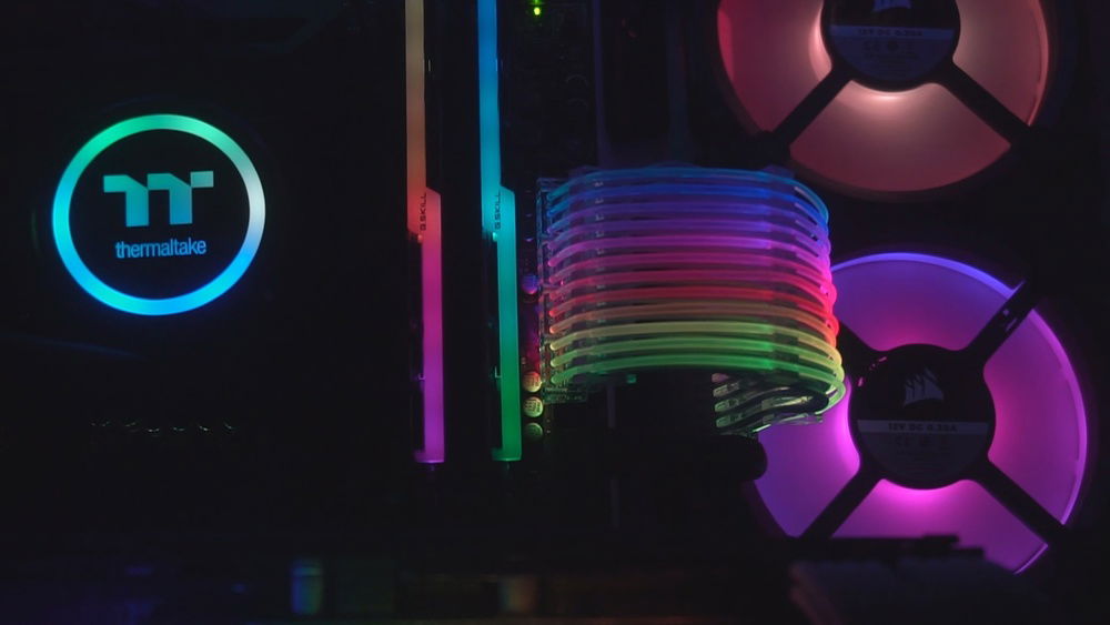 RGB Cables from Lian Li