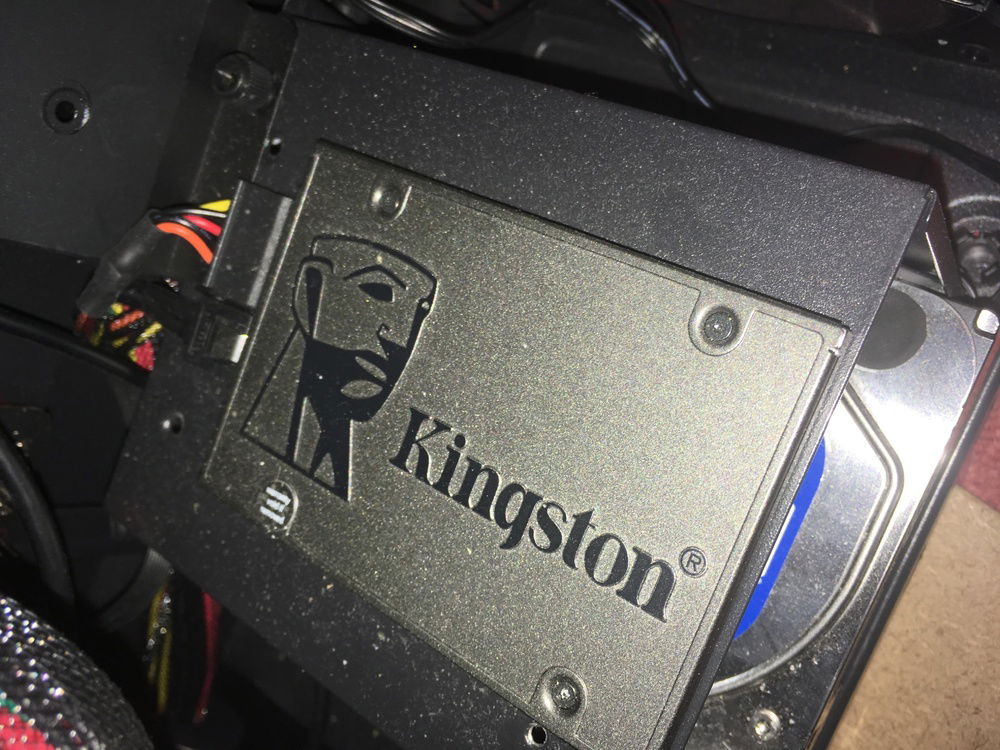 Kingston 120GB  SSD