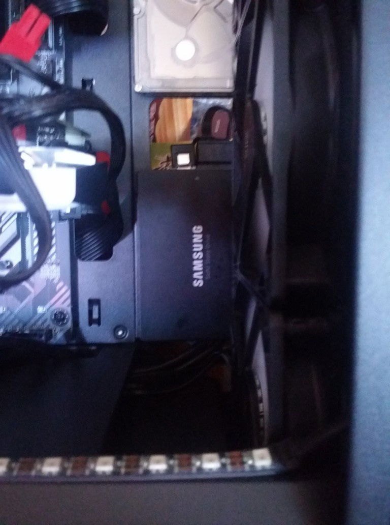 Boot Drive, The SSD [Its Listed Below] The Hard drive above is However not, I found it in a dead laptop I owned back in 2012 but the hard drive still works, it had windows 7 which I wiped now uses now as a backup storage. Note that I dumbly tore out the make and model sticker on the front years earlier now I forgot the specs of it, all I know is, its a Hitachi Drive and it has 500 GB of space.