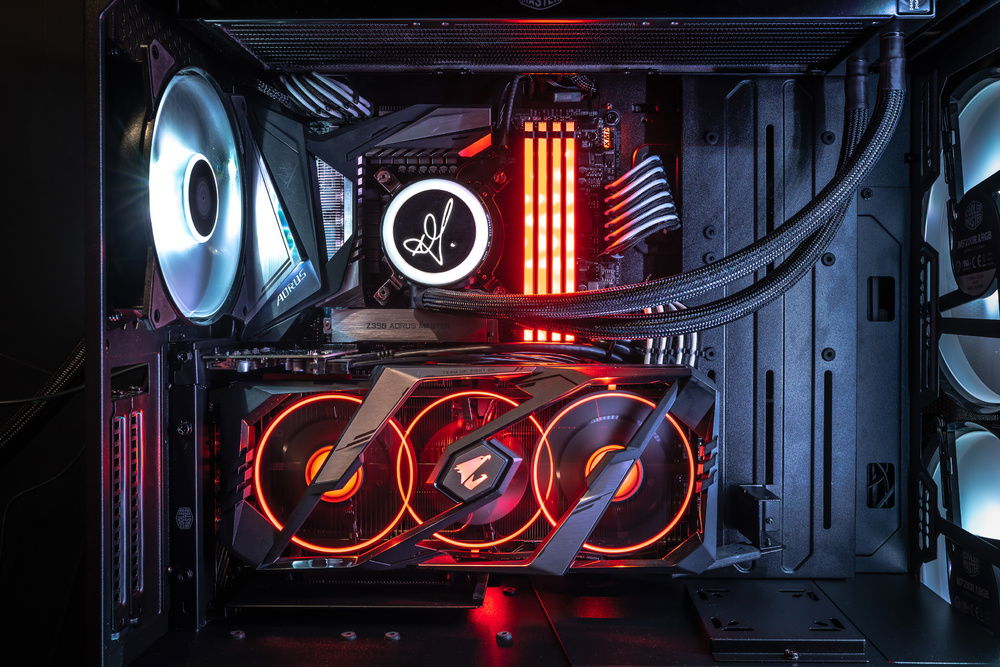 The finished build with a "Fire and Ice" theme.