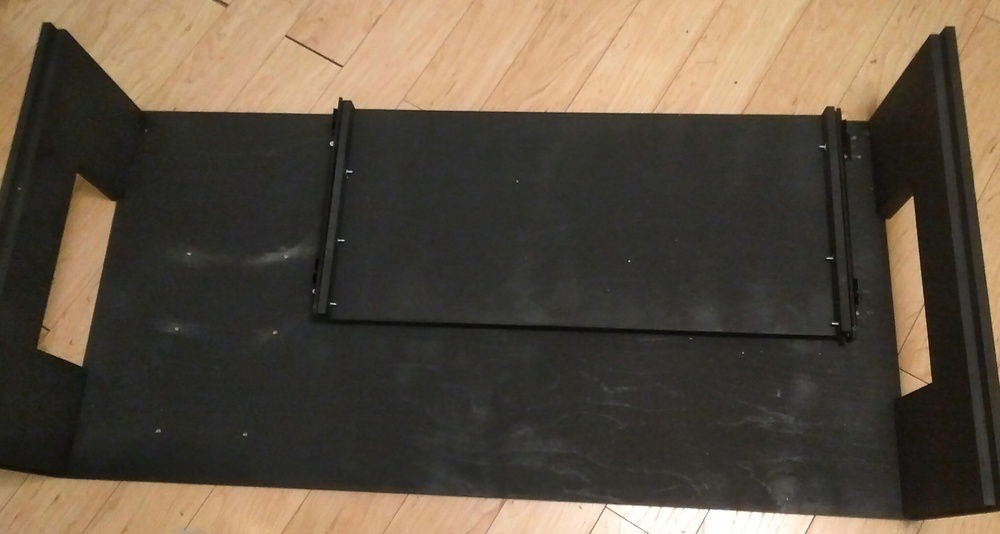 Desk mid construction