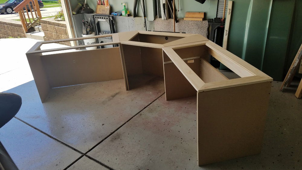 Woodworking - desk base made of MDF